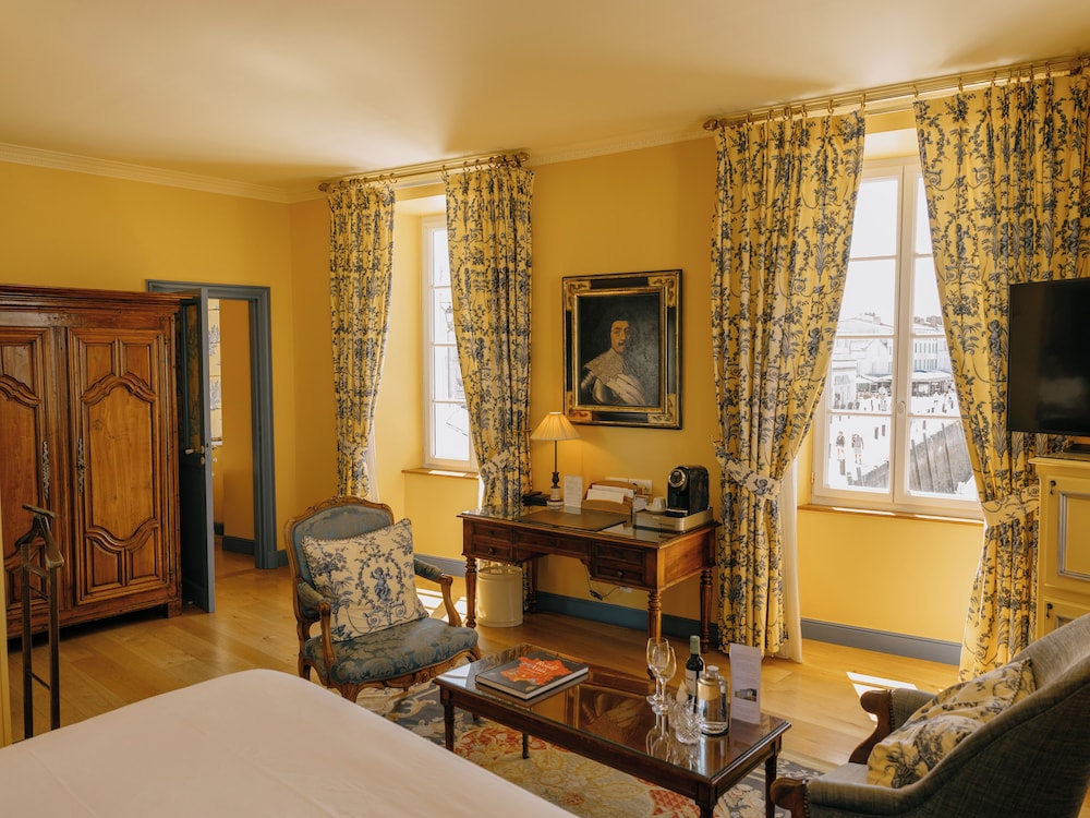 Deluxe Suite, Harbor View photo 3