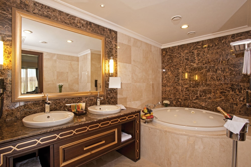 Suite, Accessible (Jakuzzi) photo 3