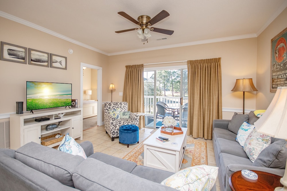 Condo, 2 Bedrooms