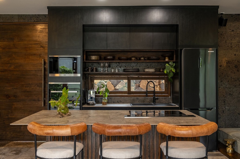 Luxury Villa, Private Pool, Valley View