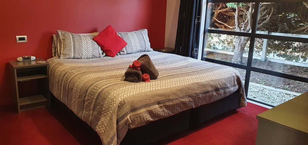 Luxury House, 4 Bedrooms photo 1