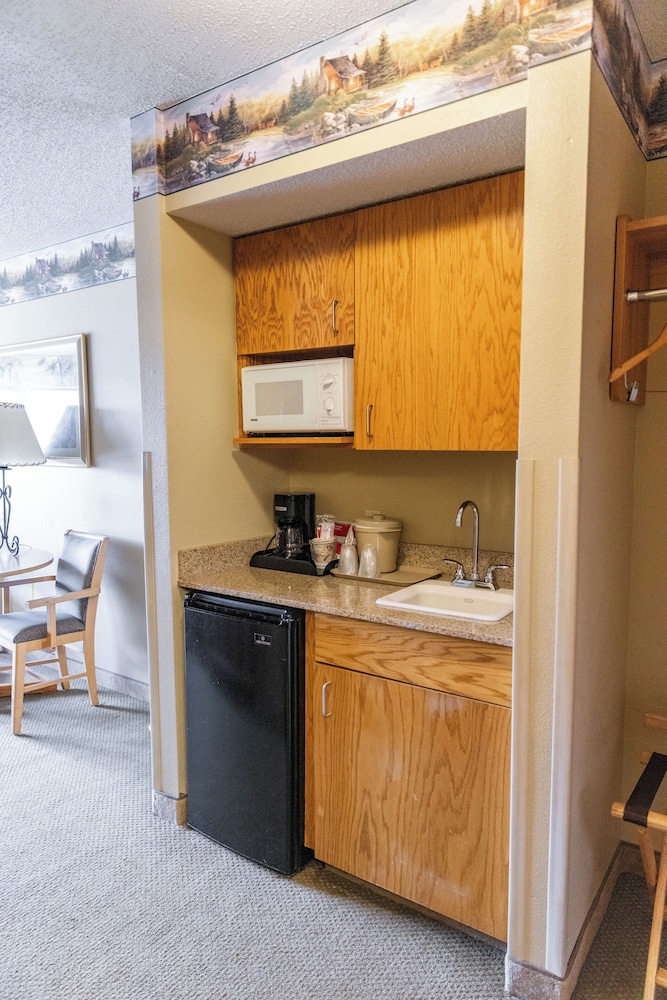 Signature Studio Suite photo 3