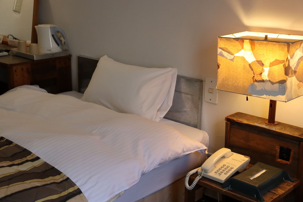 Basic Twin Room photo 2
