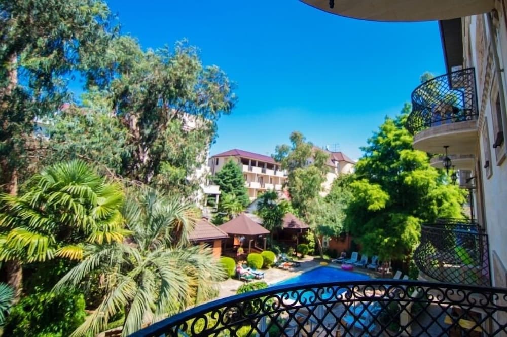 Standard Double or Twin Room, Balcony photo 3