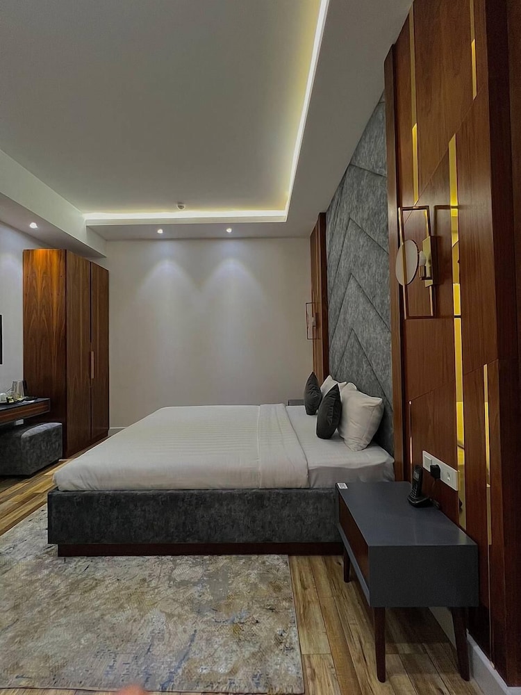 Standard Double Room - Photo 4