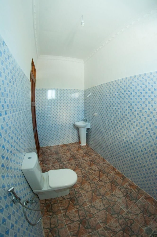 Triple Room, Shared Bathroom