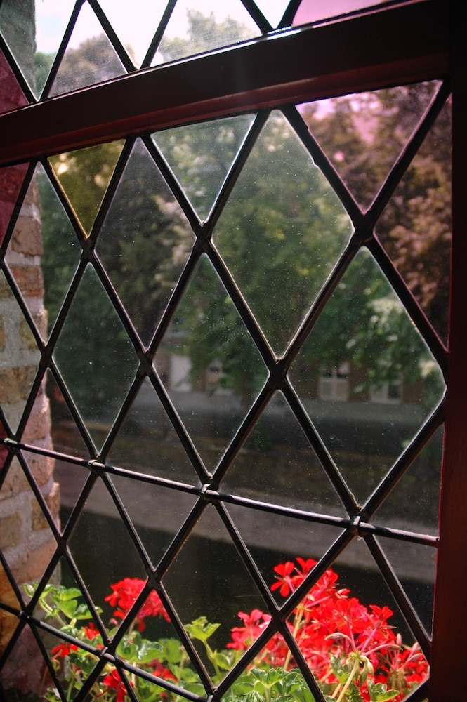 Deluxe Double Room, Canal View - Photo 8