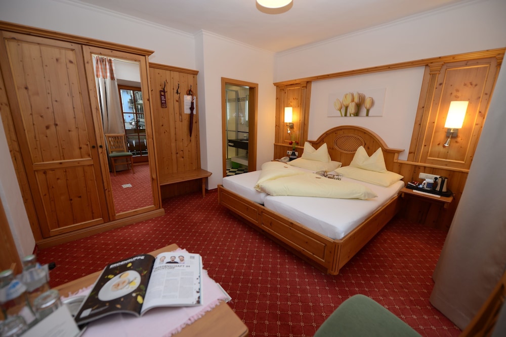Basic Double Room photo 1