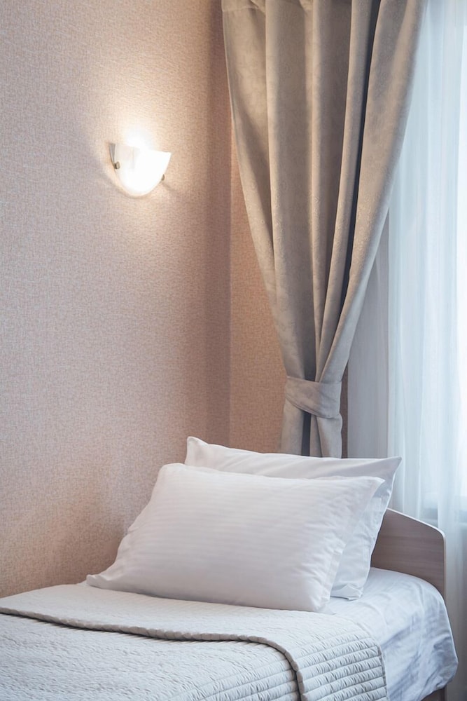 Single Room, Corner photo 1