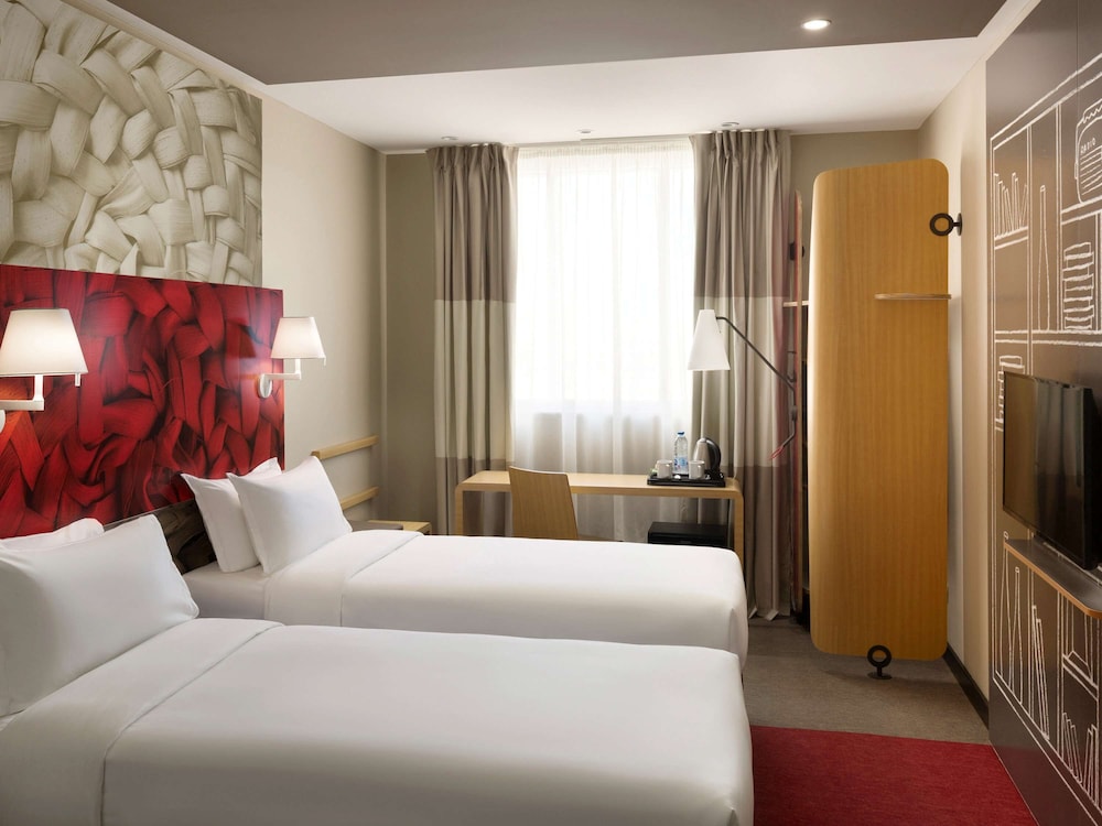 Twin Room, 1 Twin Bed (Skyline, High Floor) - Photo 3