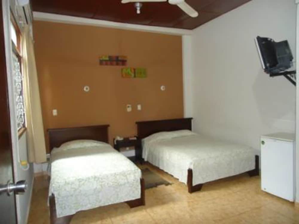 Twin Room, 2 Twin Beds photo 1