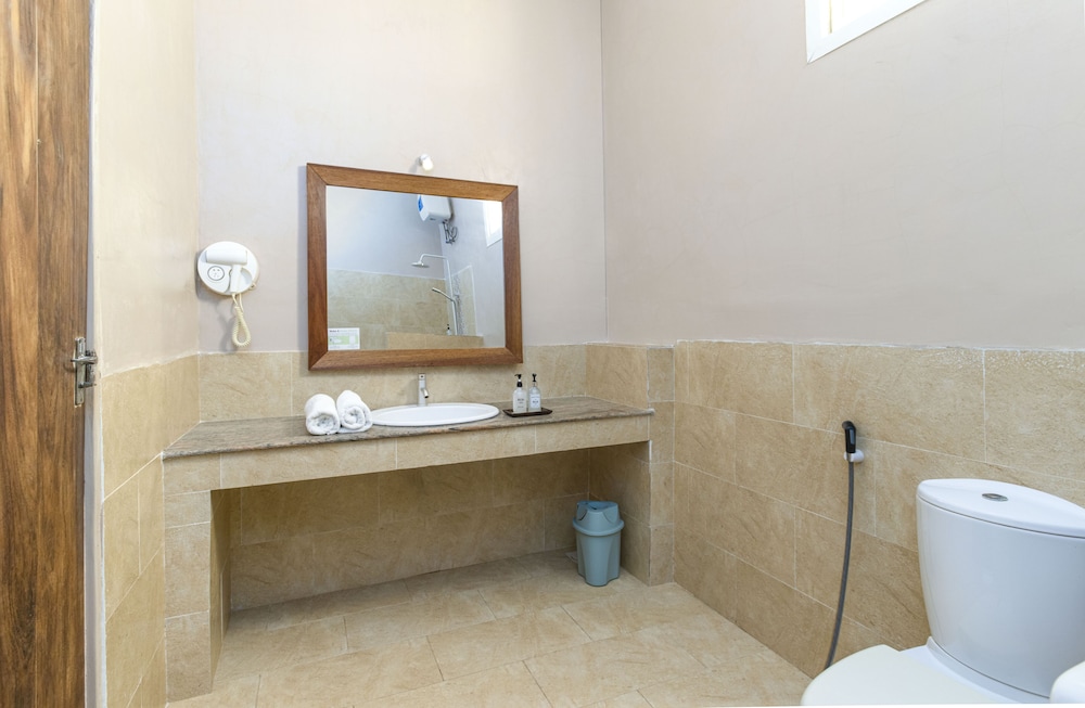 One Bedroom Sea View Apartment