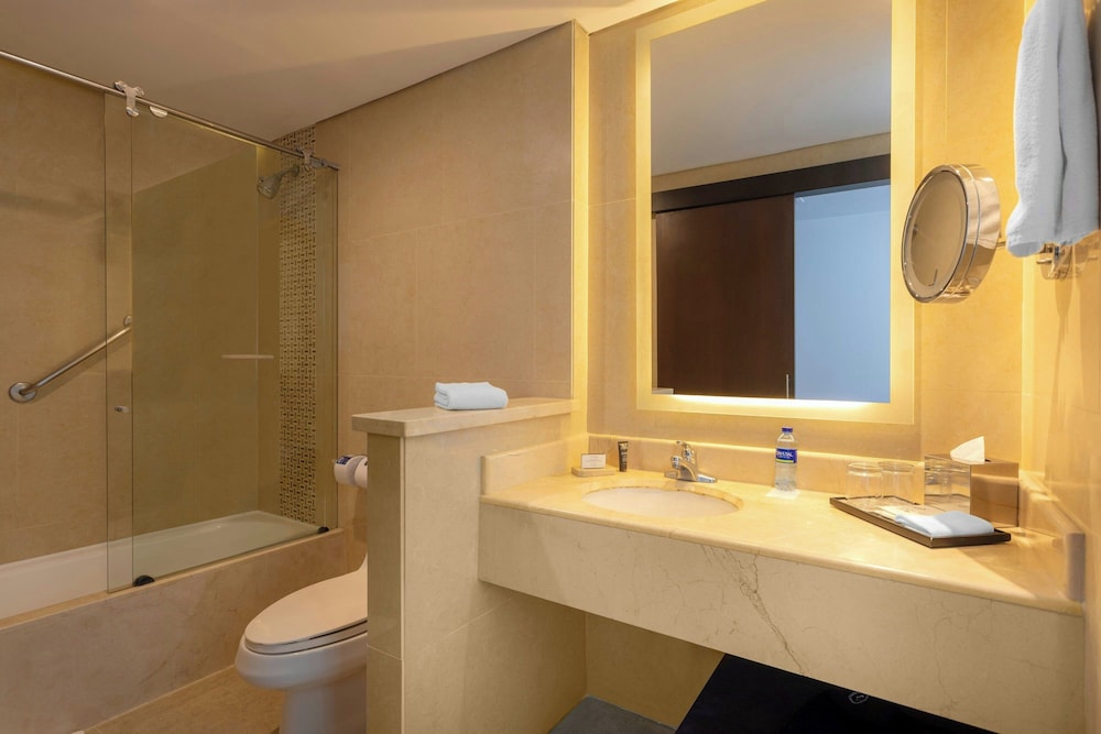 Room, 2 Twin Beds - Photo 8