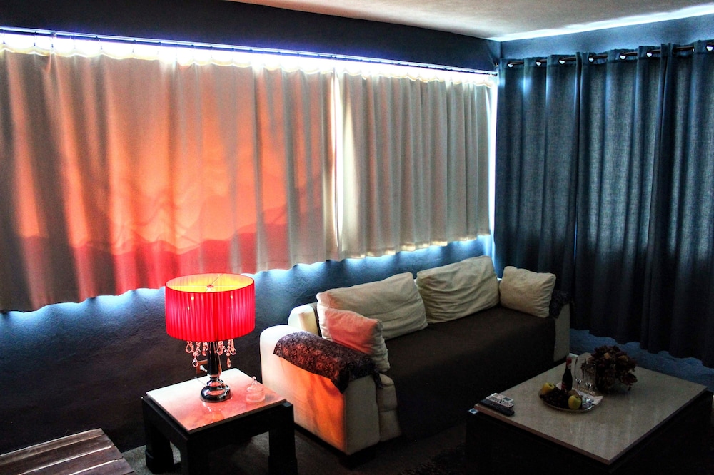 Superior Suite, Ensuite, Mountain View photo 2