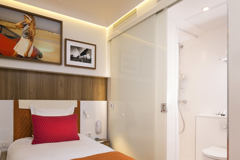Single Room photo 3