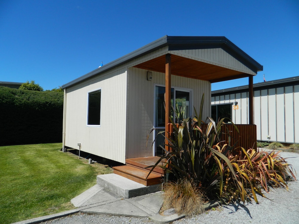 Basic Cabin, Shared Bathroom (Kitchen) photo 2