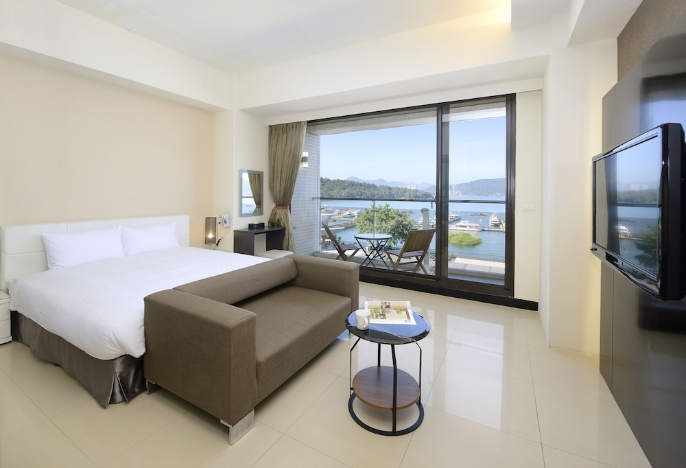 Panoramic Double Room, Lake View photo 1