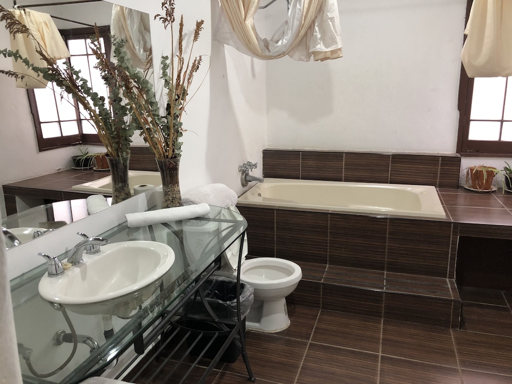 Superior Suite, 1 King Bed, Jetted Tub - Photo 5