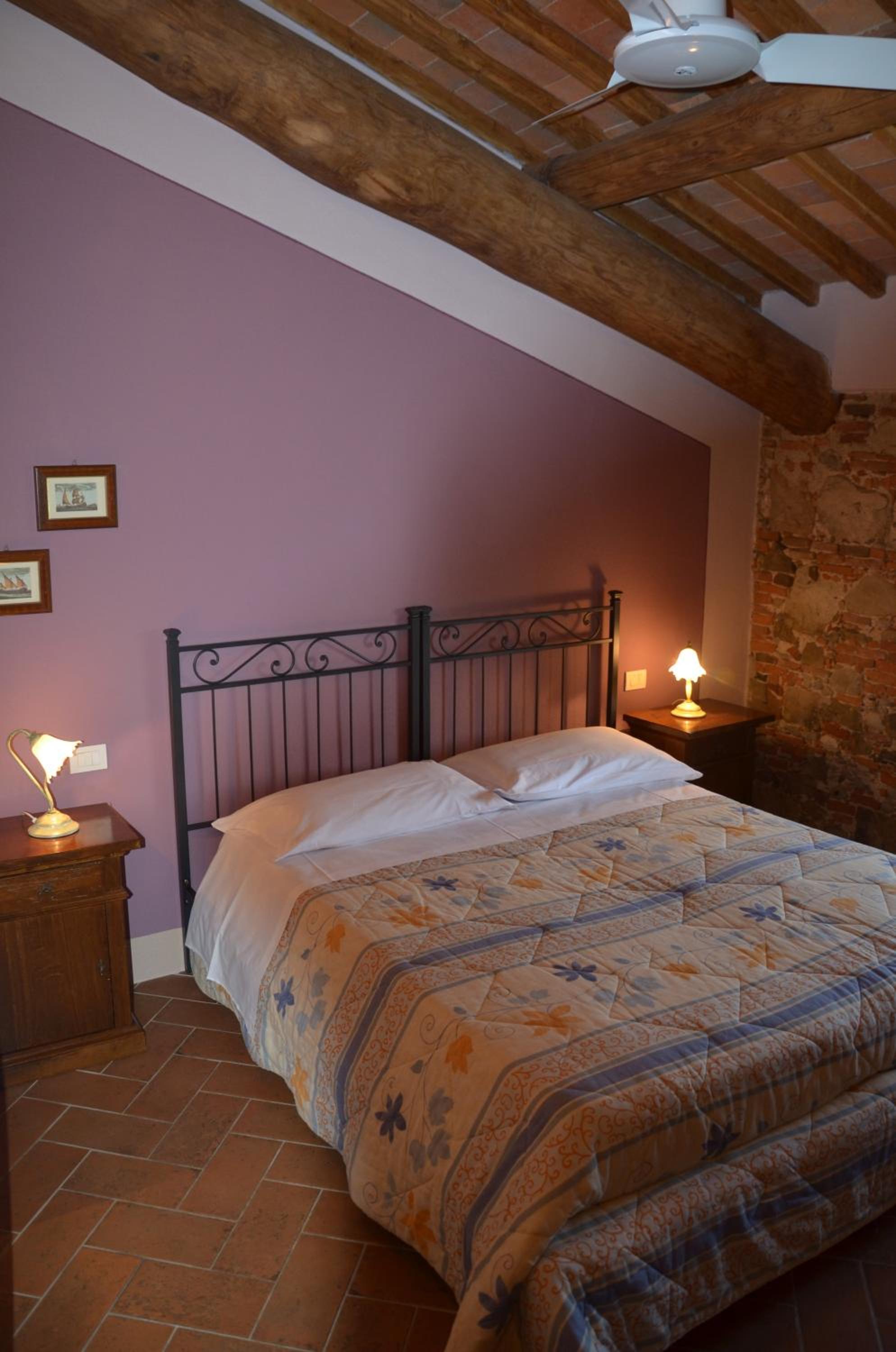 Double or Twin Room - Photo 15