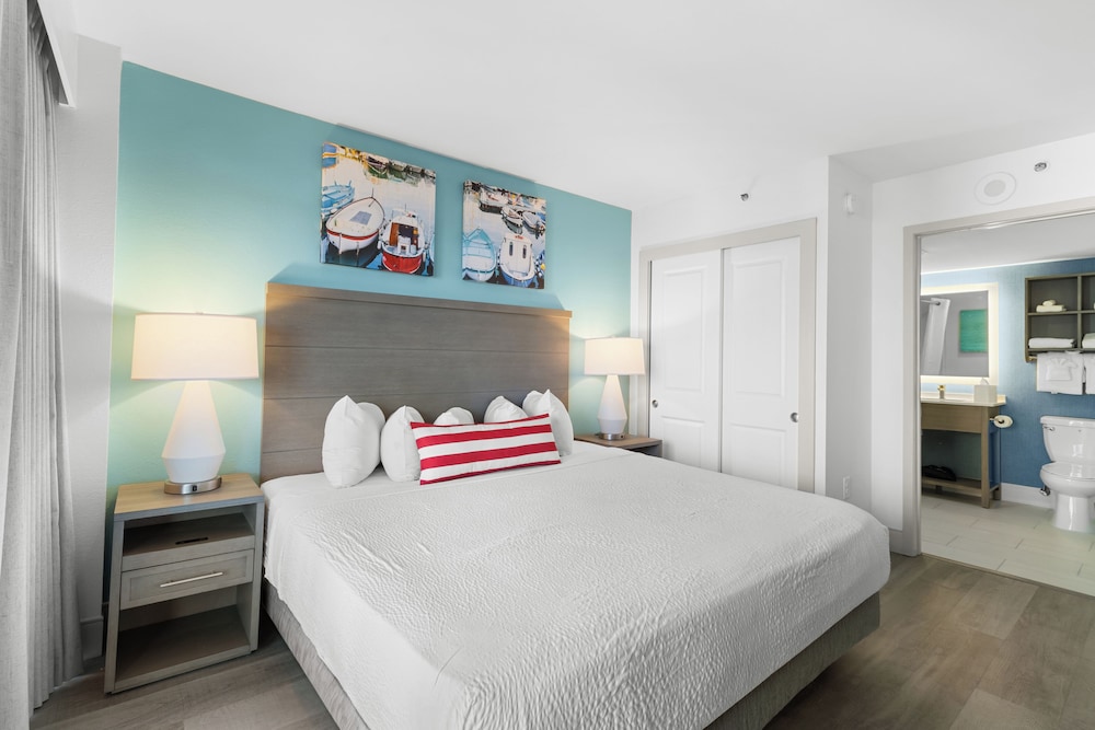Mariner Ocean View Deluxe Three Bedroom Condo - Photo 8