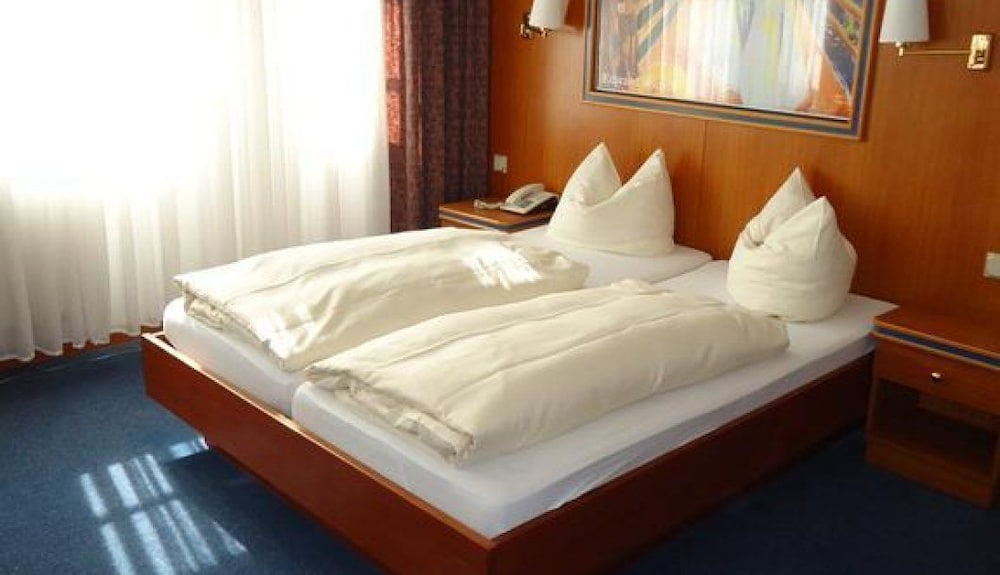 Standard Double Room photo 2