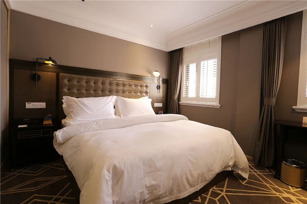 Double Room (Very Sassy) photo 2