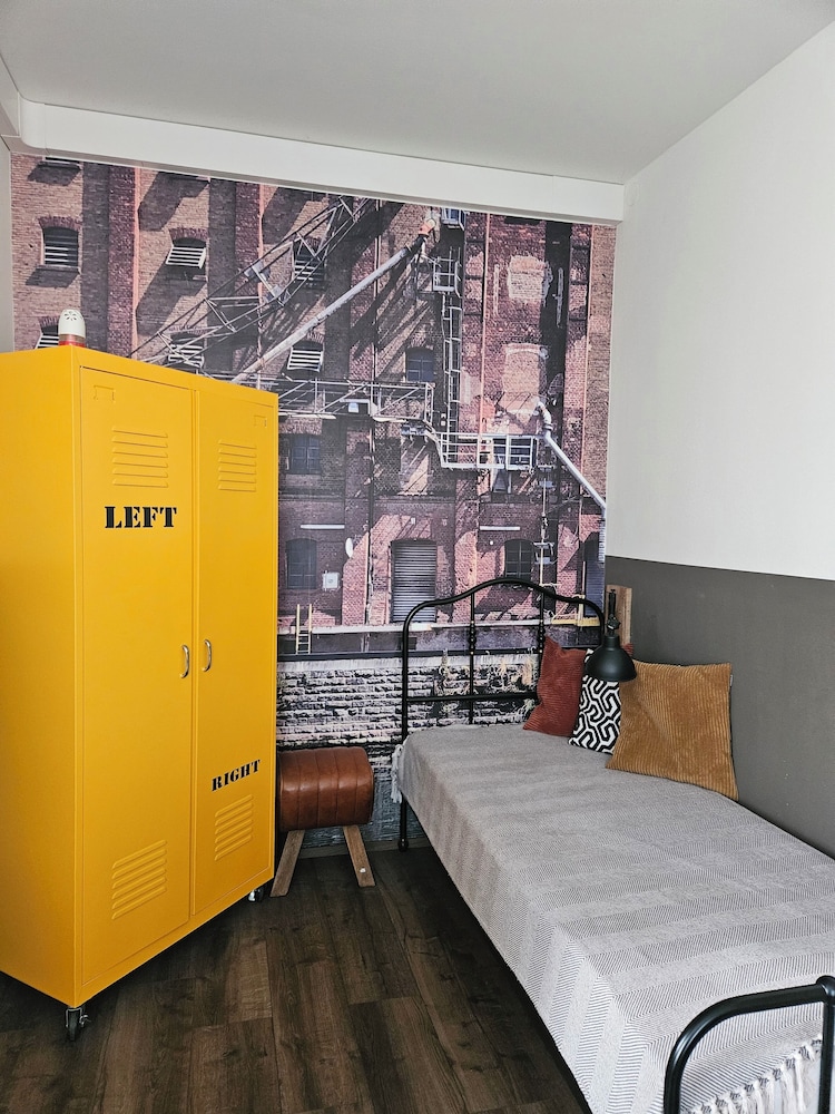 Basic Triple Room