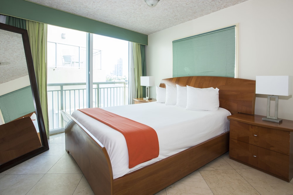 Suite, 1 Bedroom (Partial)