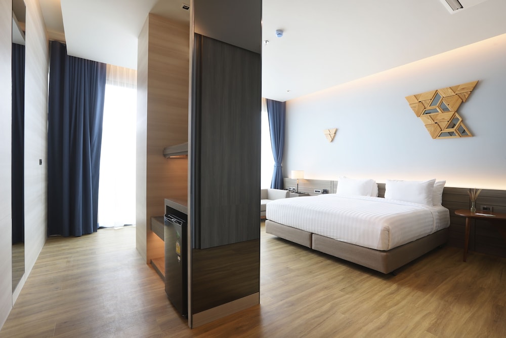 Deluxe Room, Terrace - Photo 13