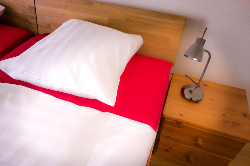 Basic Single Room, Shared Bathroom, Annex Building (Petit-Bossey) photo 3
