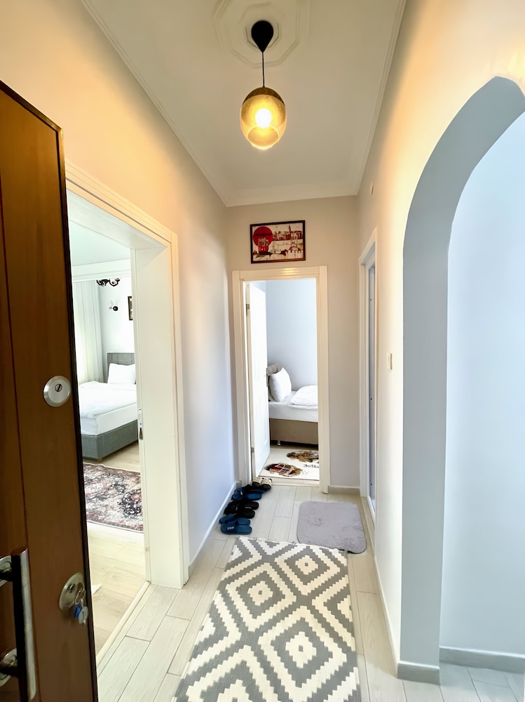 Deluxe Suite, 3 Bedrooms, Non Smoking photo 2