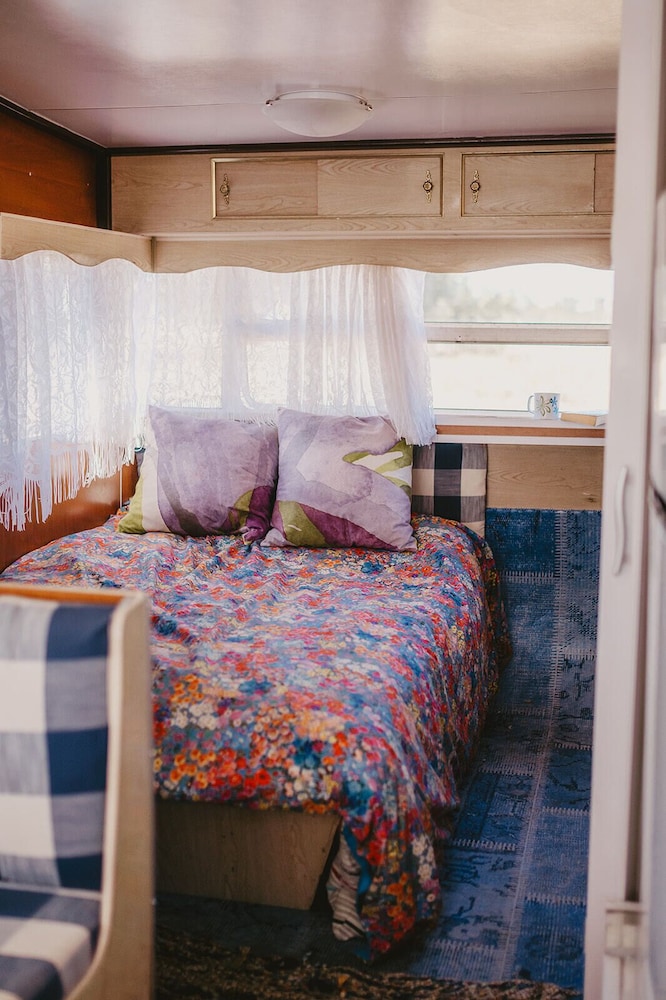 Mobile Home, Multiple Beds, Non Smoking, Shared Bathroom photo 1