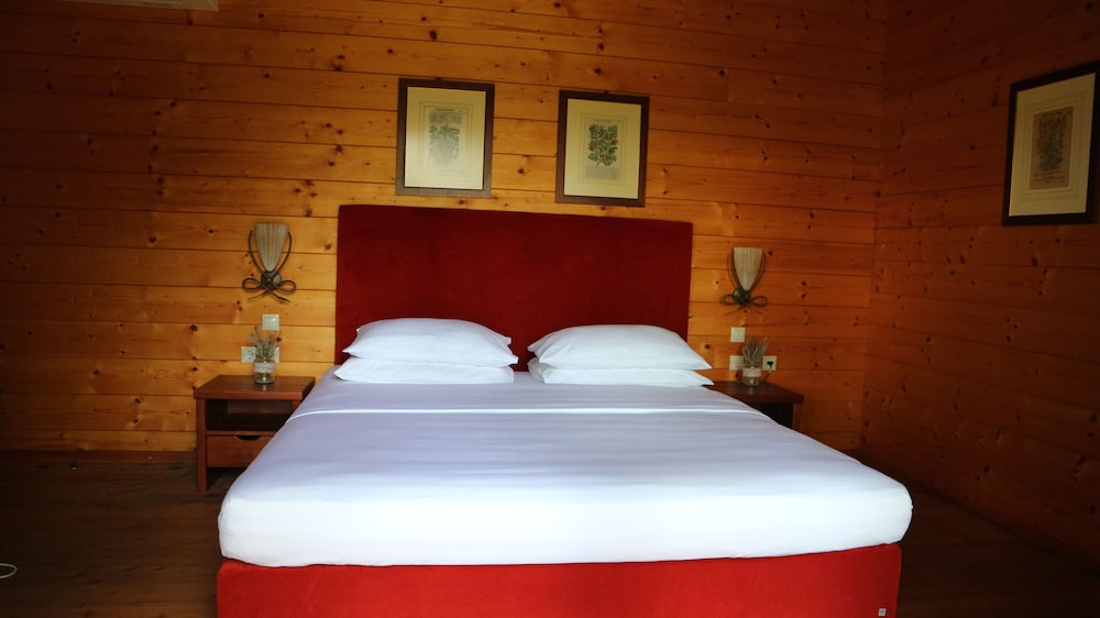 Family Suite, 2 Bedrooms, Resort View, Garden Area photo 1