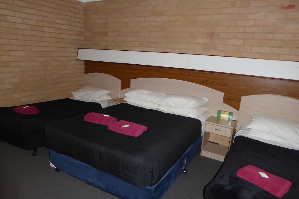 Family Room (Sleeps 4) photo 1