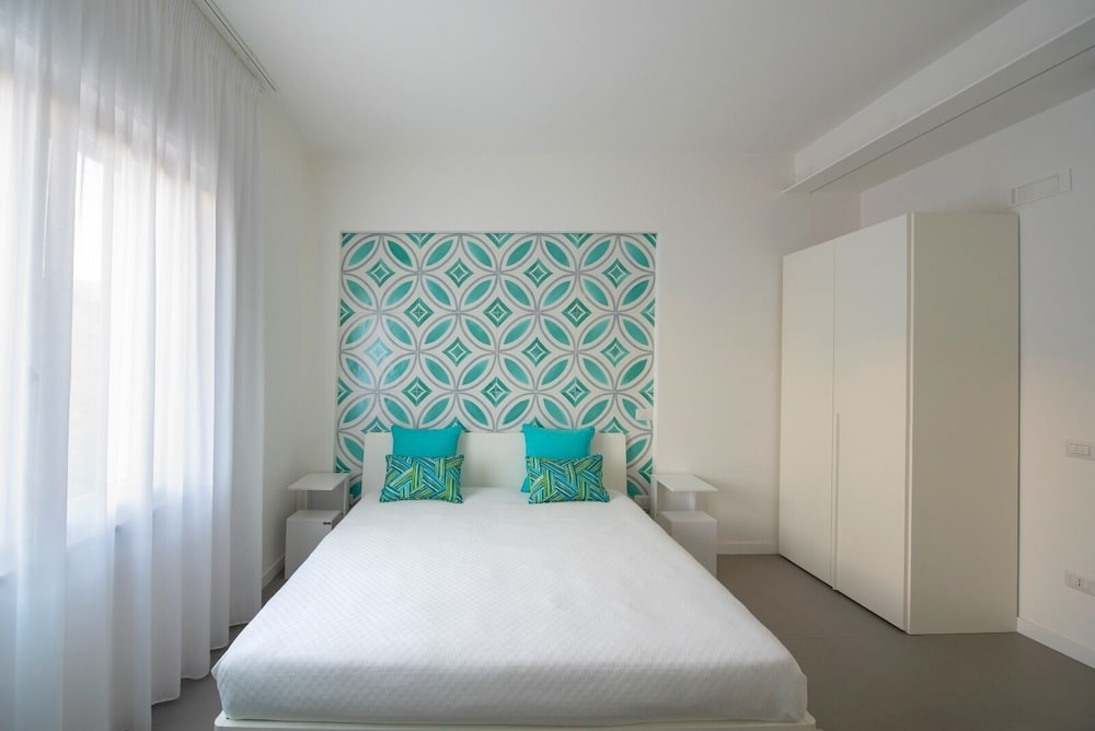 Standard Double Room, Ensuite, City View