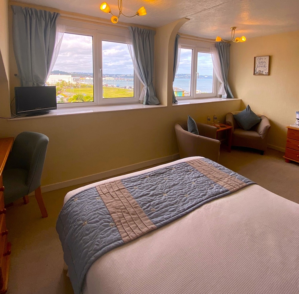 Double Room, Ensuite, Sea View (Large) photo 3