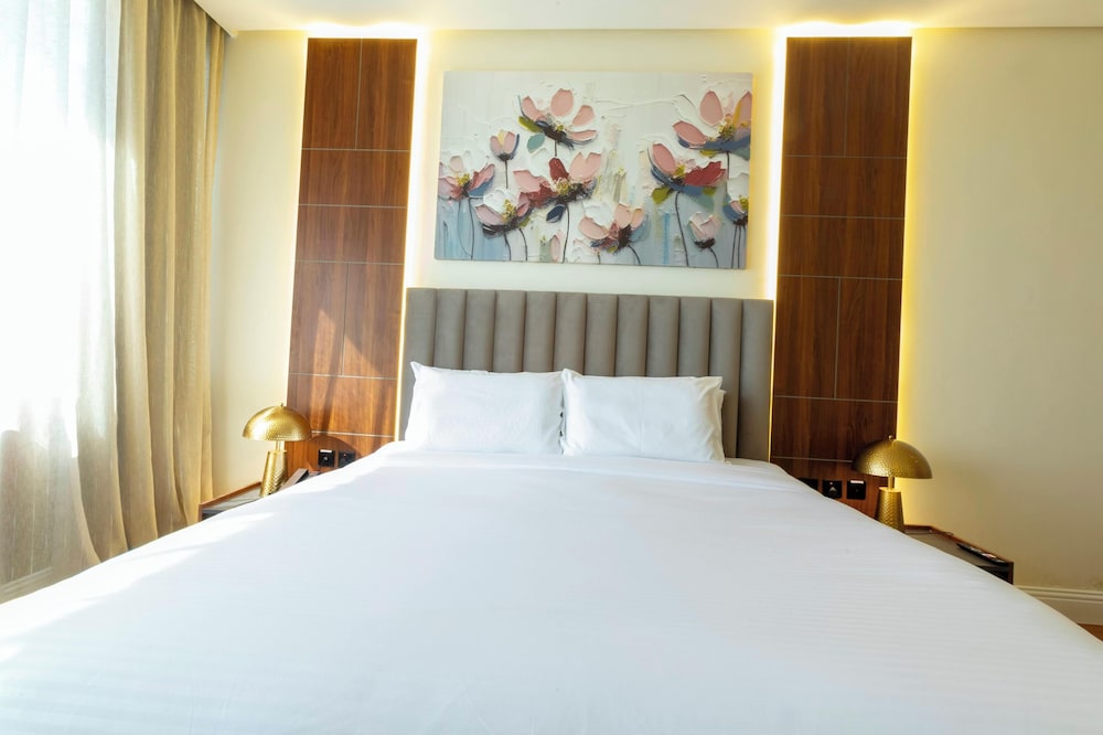 Superior Room, City View