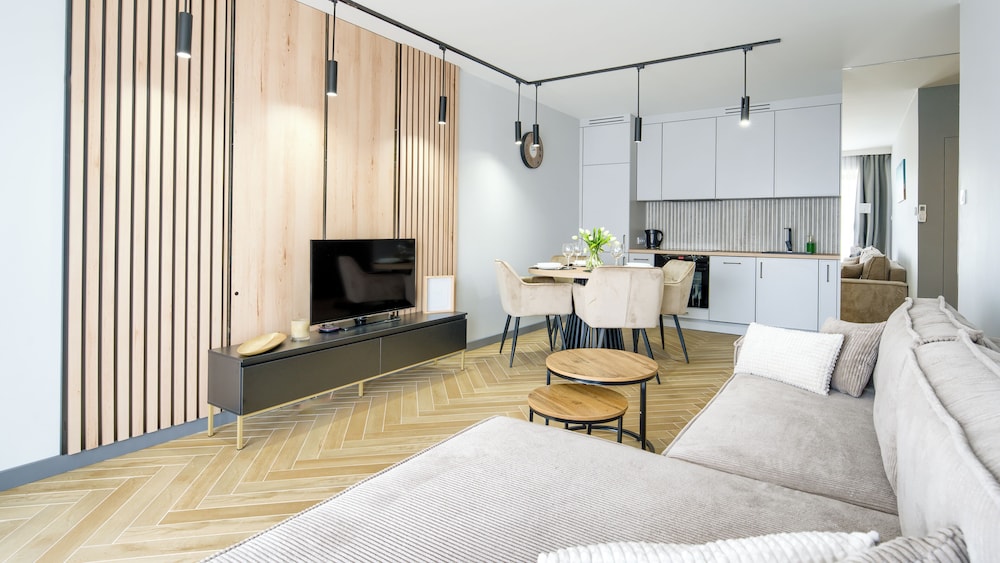 Apartment (40H) photo 1