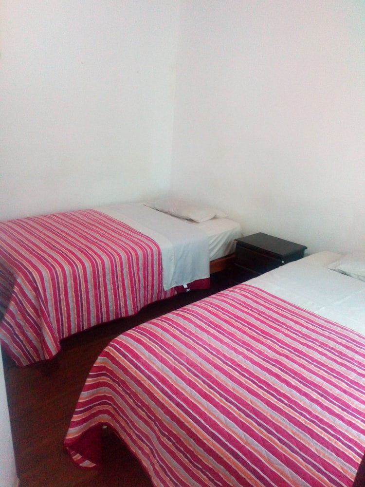 Basic Double Room, 2 Bedrooms