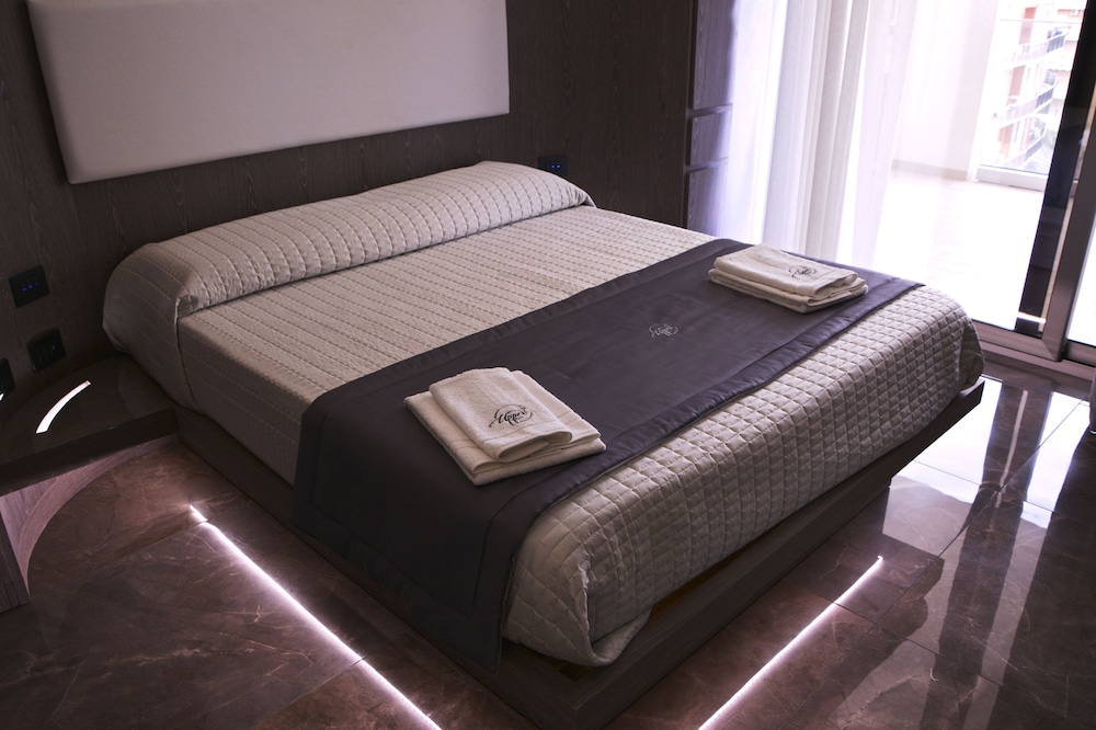 Superior Double Room, Balcony, City View