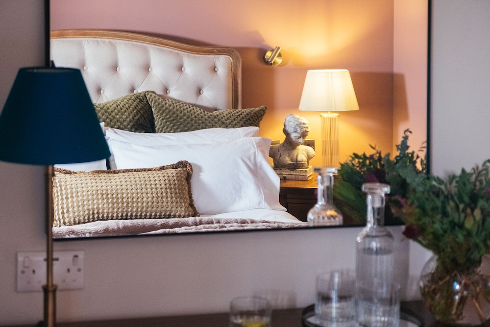 Luxury Double Room, Ensuite, Mountain View photo 3