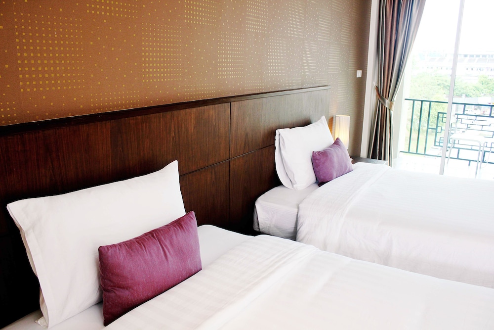Deluxe Twin Room - Photo 5