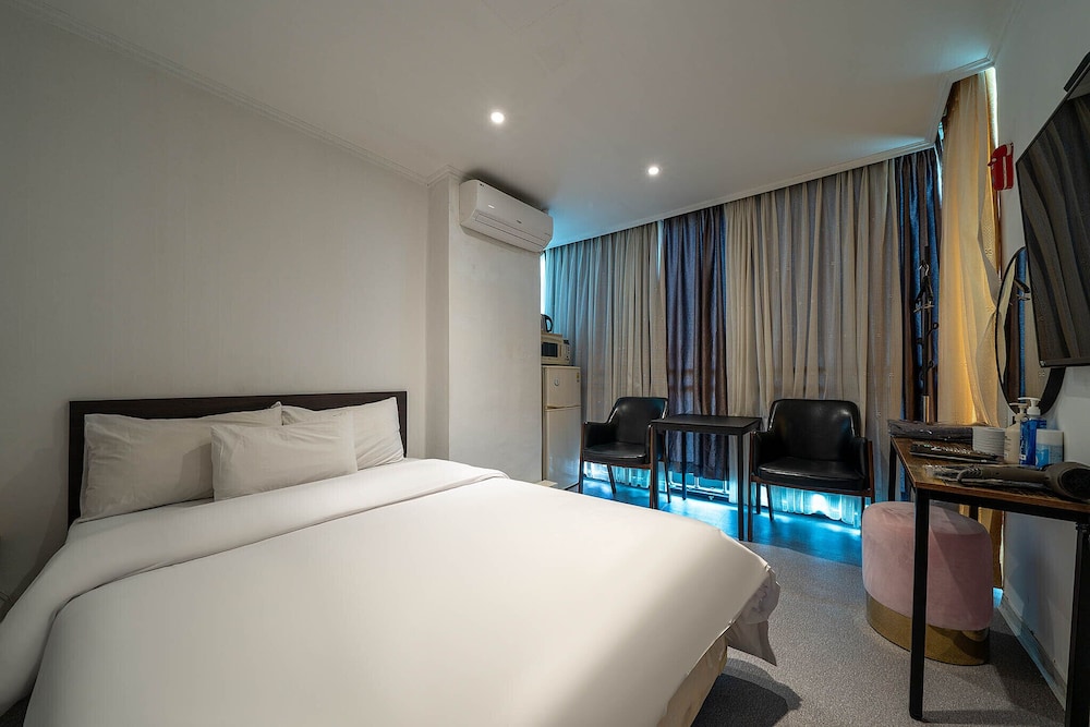 Standard Room - Photo 3