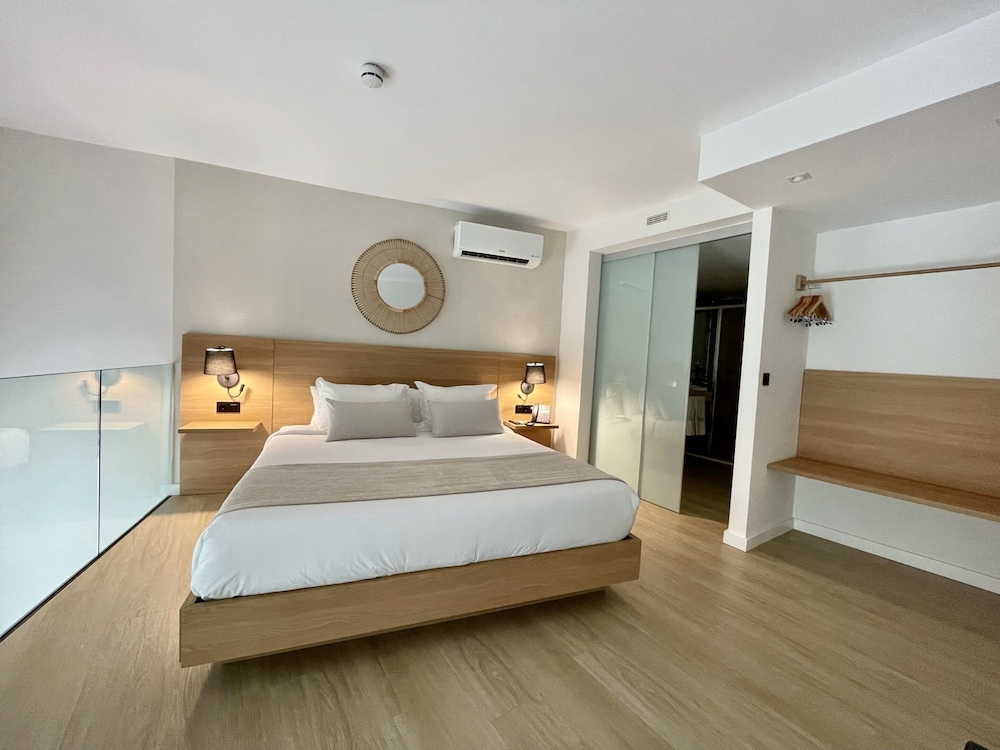 Superior Loft - Photo 2