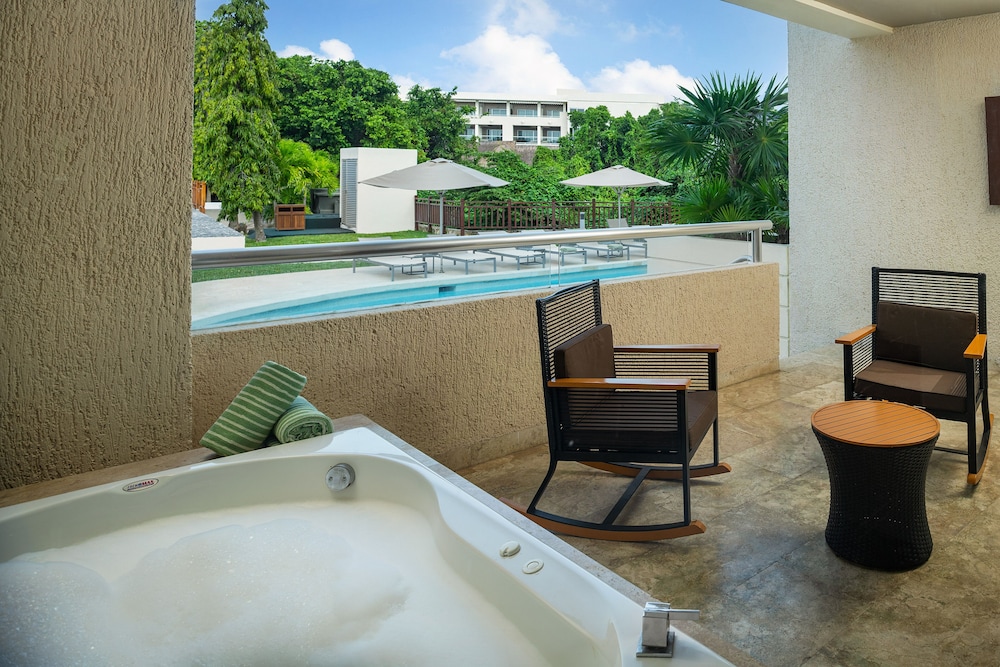 Family Concierge Suite SwimUp - Photo 10