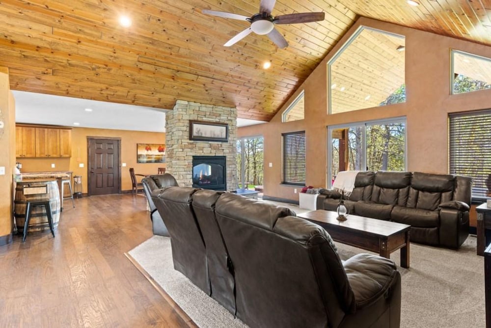 Villa photo 1