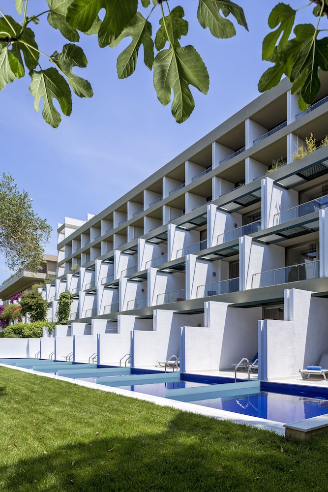 Room, Private Pool, Garden View (Main Building) - Photo 1