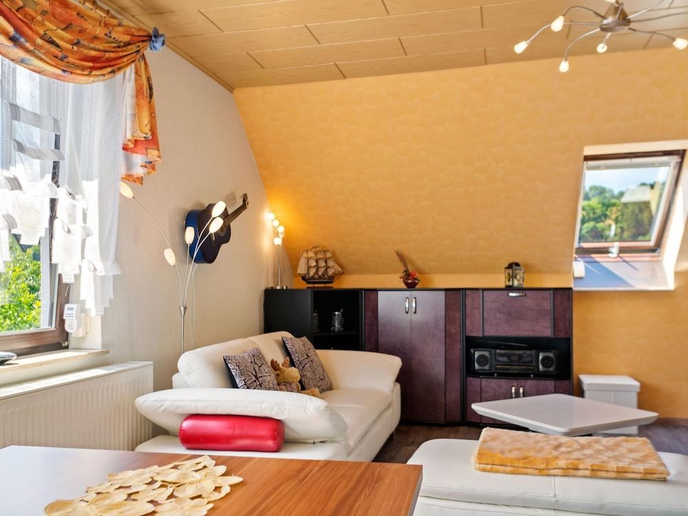 Apartment photo 2