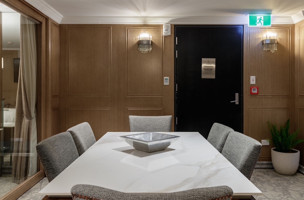 Lakeview Suite - Photo 7