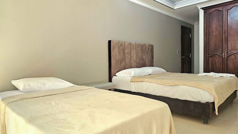 Classic Suite, City View